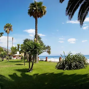 4* מלון Caparena
